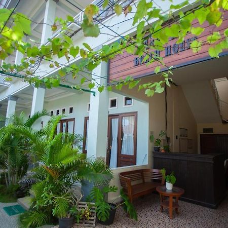 Batununggul Mae Mae Beach House מראה חיצוני תמונה