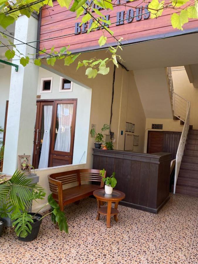 Batununggul Mae Mae Beach House מראה חיצוני תמונה
