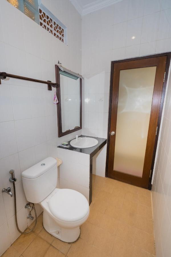 Batununggul Mae Mae Beach House מראה חיצוני תמונה