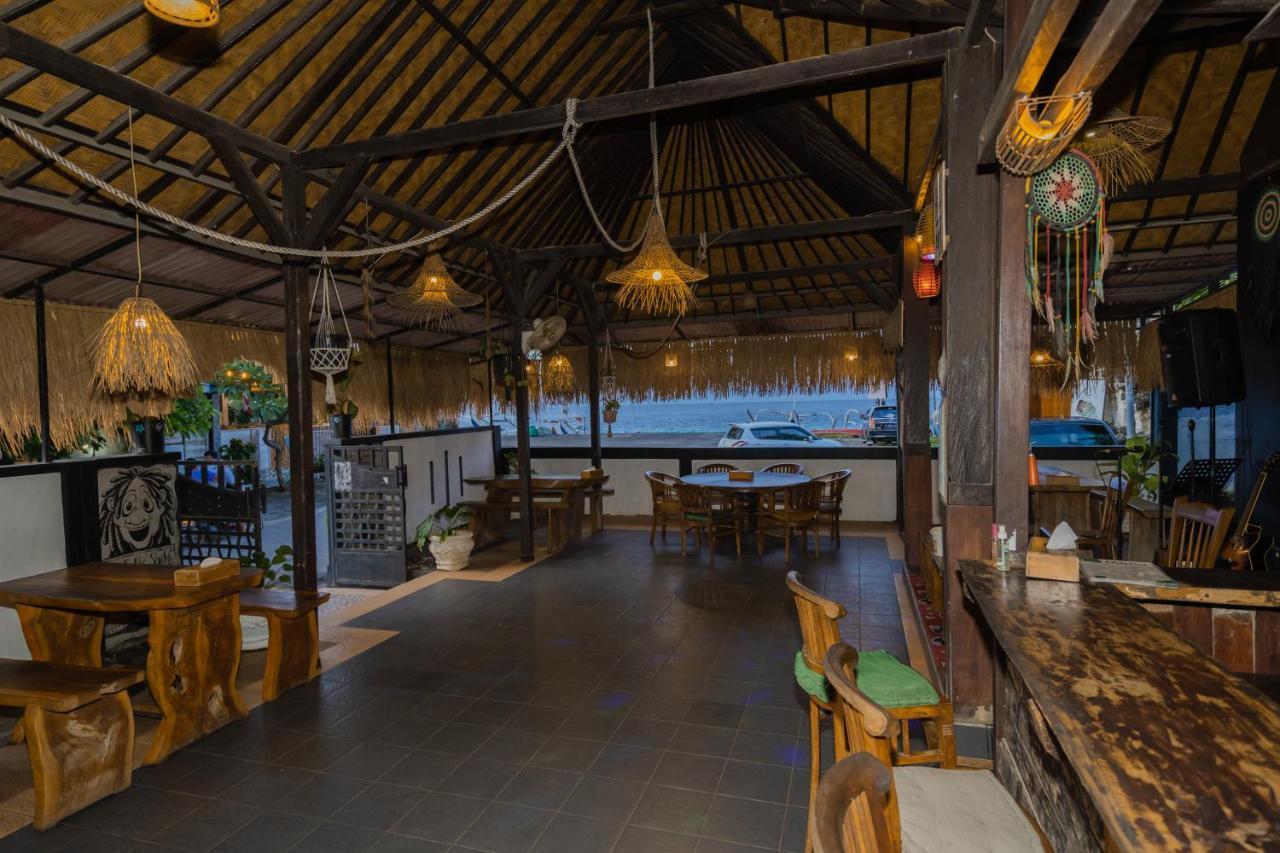 Batununggul Mae Mae Beach House מראה חיצוני תמונה