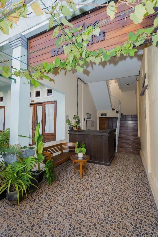 Batununggul Mae Mae Beach House מראה חיצוני תמונה
