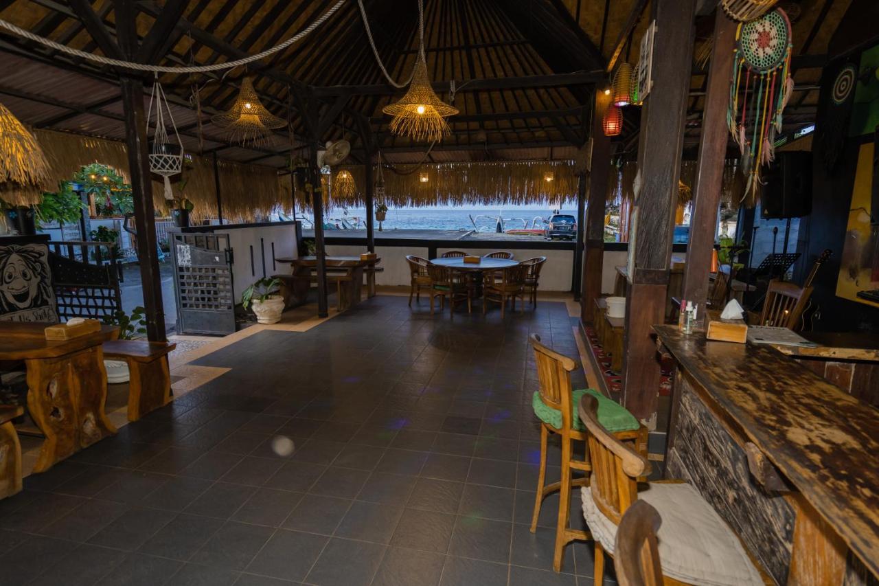 Batununggul Mae Mae Beach House מראה חיצוני תמונה