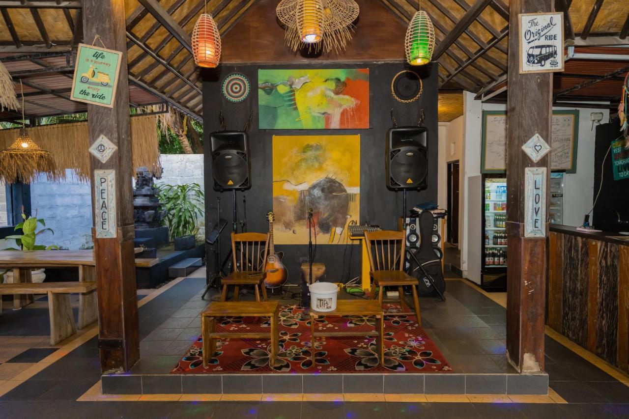 Batununggul Mae Mae Beach House מראה חיצוני תמונה