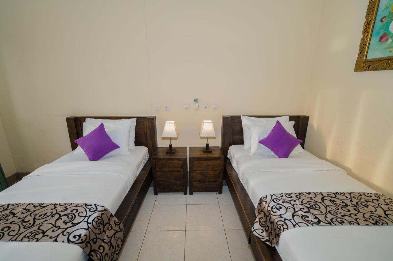 Batununggul Mae Mae Beach House מראה חיצוני תמונה